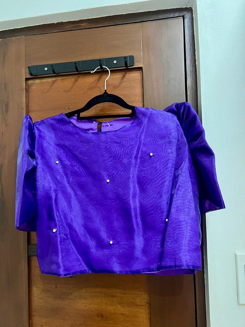 Filipiñana top with inner lining (Category: Others Tops) located in Paranaque City. Submitted by Sefff (Listing ID 1394079665, Image 1). Description: 📌 Used once 📌 with inner lining pati sa sleeves kaya hindi makati isuot 📌 fits small to medium size 📌 with pearl designs in fro nt and back 📌 with ribbon at the back 📌 selling low 📌 has some folds due to storage; needs a light itoning or steam 📌 RFS: it doesn’t fit me as I’m already a size l