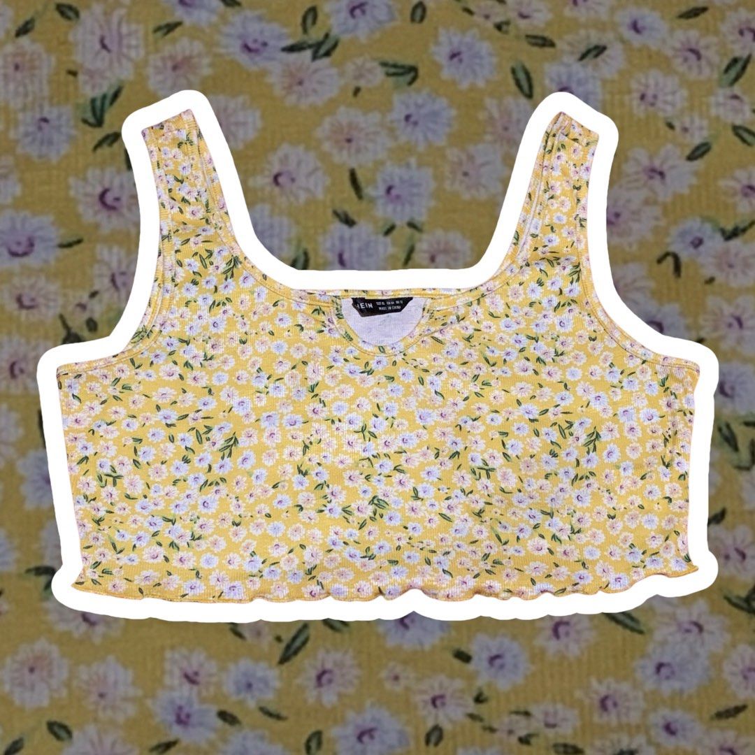 Floral Sleeveless Crop Top (Category: Sleeveless) located in Quezon City. Submitted by heyletsdeclutter (Listing ID 1394188771, Image 1). Description: 🛍️ Shein Floral Crop Top 🛍️ Great used condition 🛍️ Size: XL on tag 🛍️ Brand: Shein (bought from shein app).