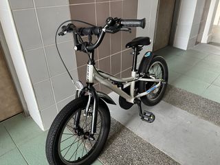 (Category: ) located in . Submitted by the2wheelers (Listing ID 1394052723, Image 1). Description: .