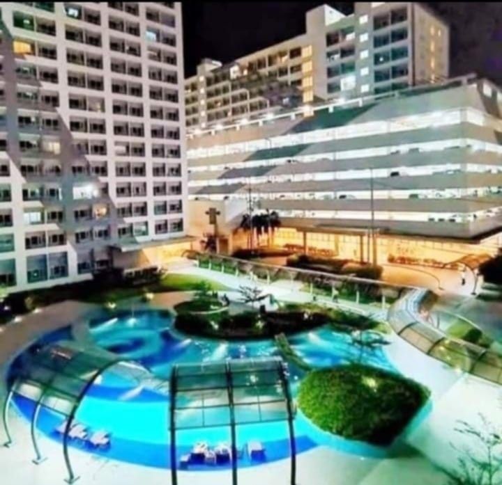 Grace Residences condo Taguig (Category: Apartments & Condos) located in Pasay City. Submitted by imeldaalonsabe-81385 (Listing ID 1394150895, Image 1). Description: For sale Grace Residences Taguig Levi Mariano Rd Taguig City Php5.2M million gross Fully furnished 30.8 sqm corner unit 9th floor Clean title Grace Residences is a four-tower residential condominium complex developed by SM Development Corporation (SMDC) located on Levi Mariano Avenue