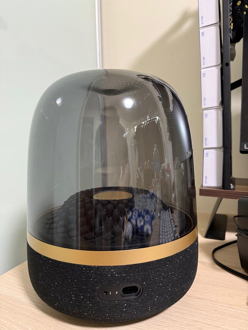 Harman Kardon Aura Studio 4 Bluetooth Speaker63825887419266110