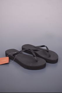 Havaianas 黑色厚底人字拖64186871762946110