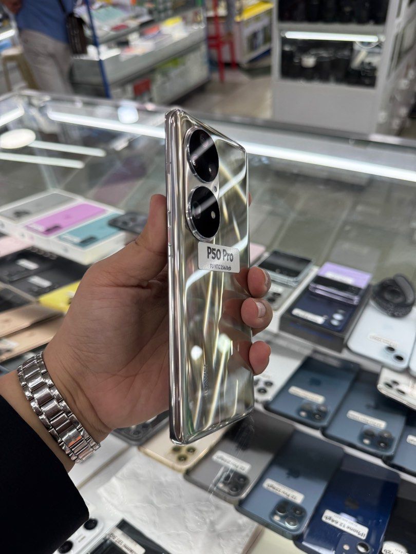 Huawei P50 Pro 256gb Global FU Complete (Category: Huawei) located in San Juan City. Submitted by javedsgadgetshop (Listing ID 1394014405, Image 2). Description: INSTALLMENT OPTIONS : SPAY LATER / GGIVES / CREDIT CARD! WE BUY AND SELL SO PWEDE MAGBINTA OR SWAP ! Quick Specs : 💵 Huawei P50 Pro •256gb •Global Variant •Good batt health •Factory Unlock •95% Smoothness •No hidden issue | No Repaired •100% Authentic | Not Refurbished •w/ Box Charger &