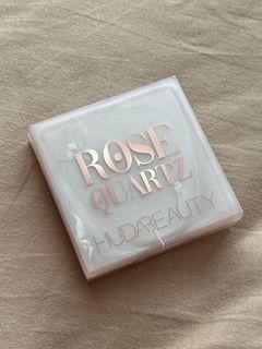 Huda Beauty 玫瑰石英面部高光64206385716481110