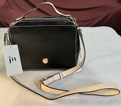 Jessica Moore Textured Camera Bag (Category: Luxury Bags & Wallets) located in Manila. Submitted by sam_nic (Listing ID 1394083489, Image 3). Description: 🤝 INBOX US TO ORDER Disclaimer: All photos shown are actual photo may vary due to limitation of photography or photo enhancement. Bestseller/Limited stock!! .