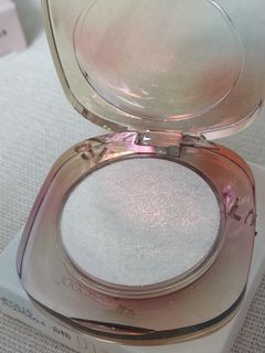 Joocyee highlighted64229517598977110