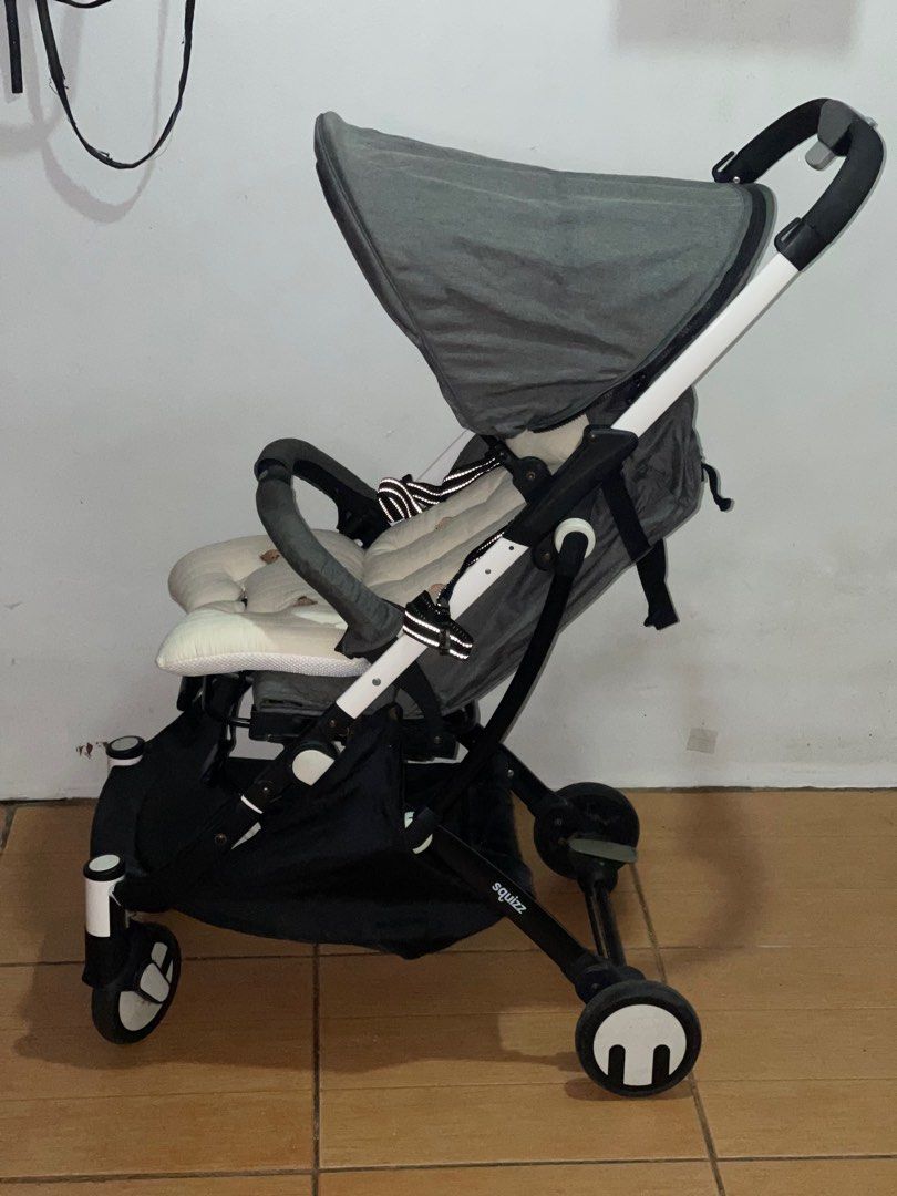 Looping squizz 2 stroller (Category: Strollers) located in Makati City. Submitted by iamironman_av (Listing ID 1394182546, Image 1). Description: - with free stroller cushion - easy to fold/unfold - with cover - perfect for travel - lightweight.