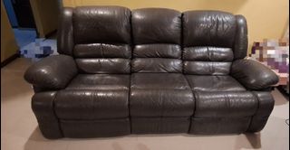 (Category: ) located in . Submitted by lyradw (Listing ID 1394185916, Image 1). Description: .