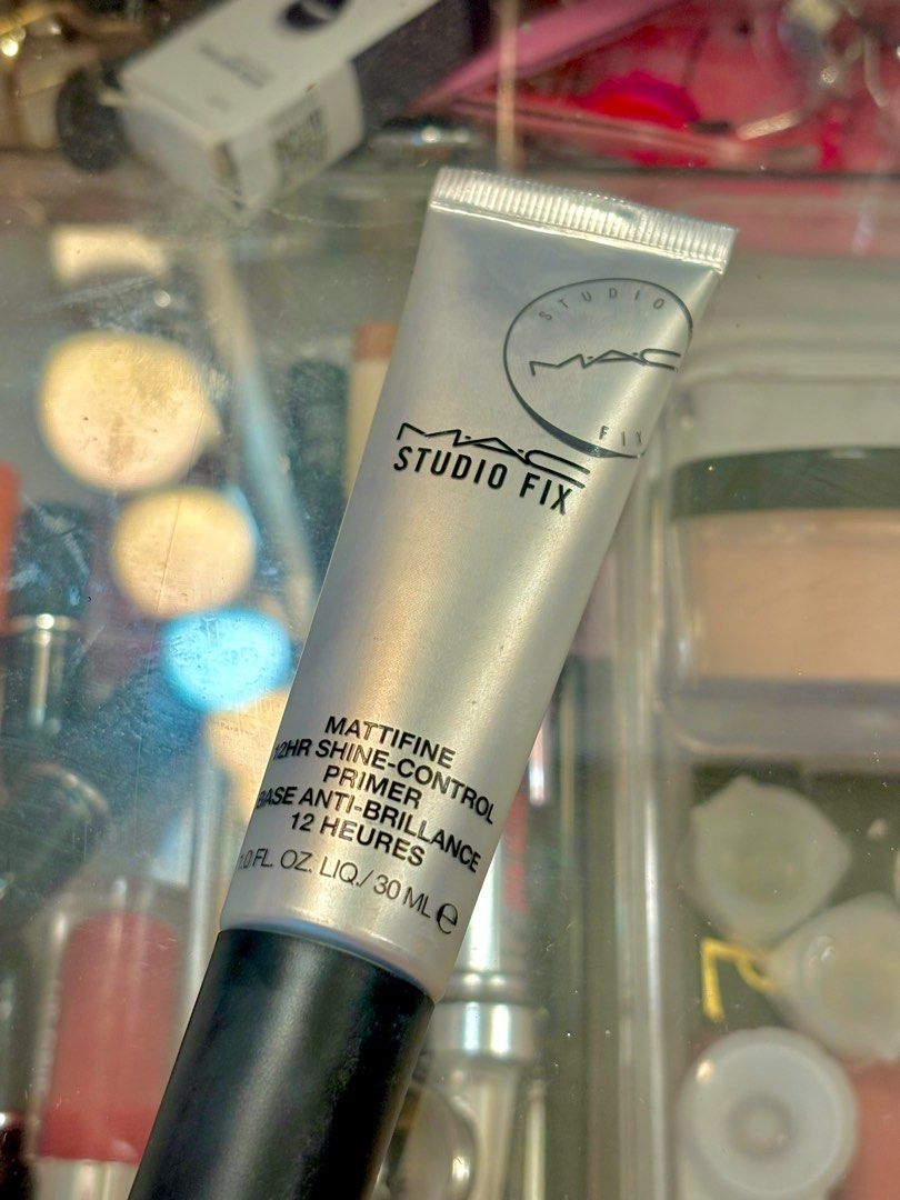 MAC Mattifine 12hr Primer (Category: Makeup) located in Quezon City. Submitted by reiloved (Listing ID 1394123659, Image 2). Description: read before placing an offer ‼️ — 💯 authentic — disinfected upon shipout ⚠️ brushes/sponges are removed because of hygiene purposes:) description : bought this one sa magnolia hindi ko pa ubos yung ganito ko so i'm selling the brand new one 📍: Quezon City / Taft Manila MOP: Gcashhhh only (check reviews for pr