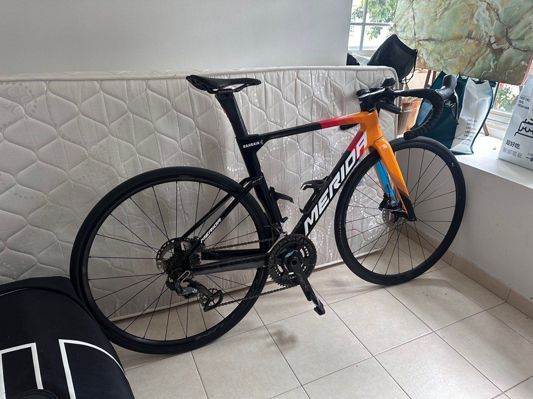 Merida Reacto 5000 (Category: Bicycles) located in Singapore. Submitted by cw279 (Listing ID 1368322659, Image 2). Description: Reacto 5000 Bahrain size: XS, My height 176mm, it suitable for height 170-180mm Group set: Shimano R8000 with Magene P505 power meter Bike with bontrager pro51 wheel: $3k (wheels sold out) Bike without wheel set: $2.1k RFS: upgraded new bike.