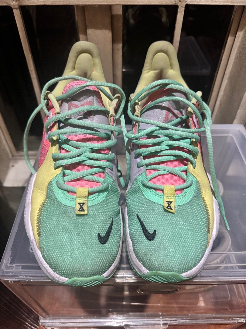 PG 5 (Category: Sneakers) located in Quezon City. Submitted by c2cthrift_ (Listing ID 1394141720, Image 2). Description: PG 5 “Daughter” siz 9.5 used indoors only sobrang kapit .