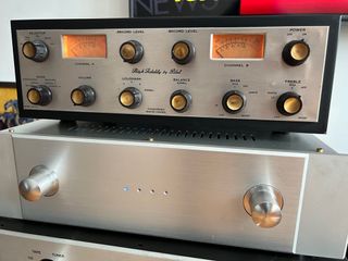 （分類：）位於 。 由 audio30487936 提交（商品編號 1394106879，圖片 1）。簡介： 。