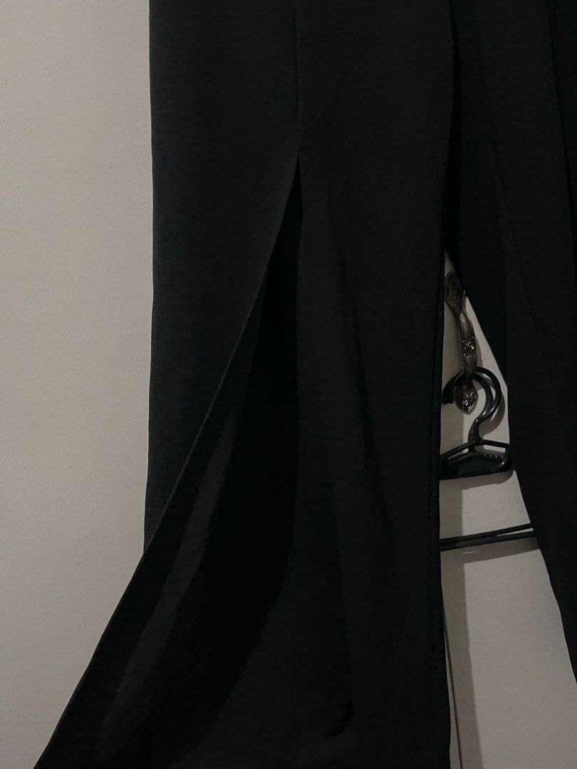 Shein curve black slack pants front slit (Category: Other Bottoms) located in Angeles City. Submitted by brainselle (Listing ID 1394196989, Image 2). Description: S-1xl (stretchy) With front slit see pic for ref. Mod Jnt.