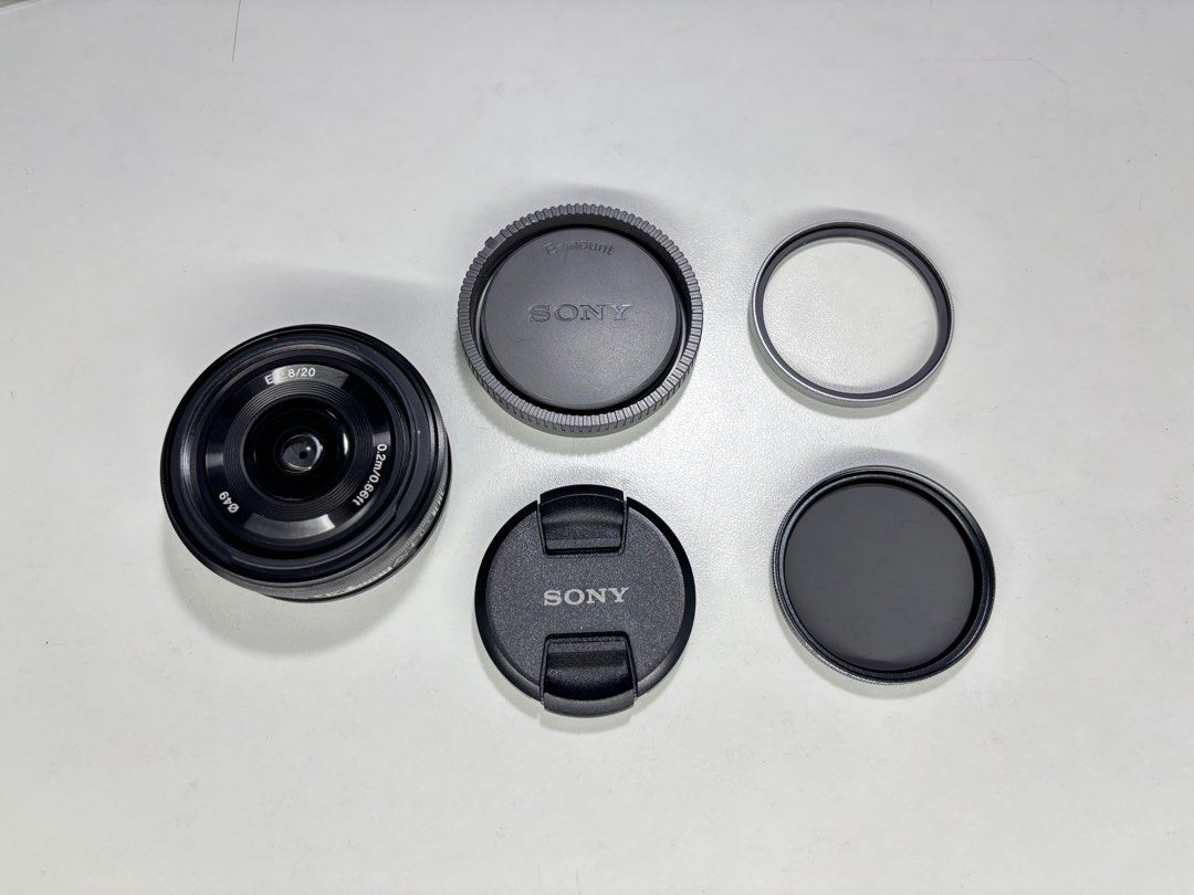 Sony Pancake Lens 20mm f2.8 (Category: Lens & Kits) located in Valenzuela. Submitted by alfeopaulramos7490 (Listing ID 1394176569, Image 1). Description: Sony 20MM Pancake Lens F2.8 E MOUNT P8,999 ONLY +sf INCLUSION: * sony pancake lens * sony rear cap * sony lens cap * sony uv filter * keto filter - NO ISSUE - NO FUNGUS - GOOD AS NEW - ALMOST NEW UV FILTER DIRECT MESSAGE FOR SURE BUYERS ONLY. OPEN FOR MEET UP / COD / COP via LBC / LALAMOVE VALEN