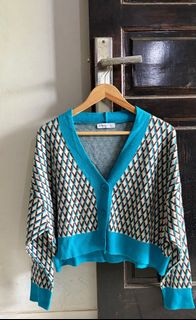 (Kategori: ) berada di . Dikirim oleh febwardrobe (ID iklan 1394085212, Gambar 1). Deskripsi: .