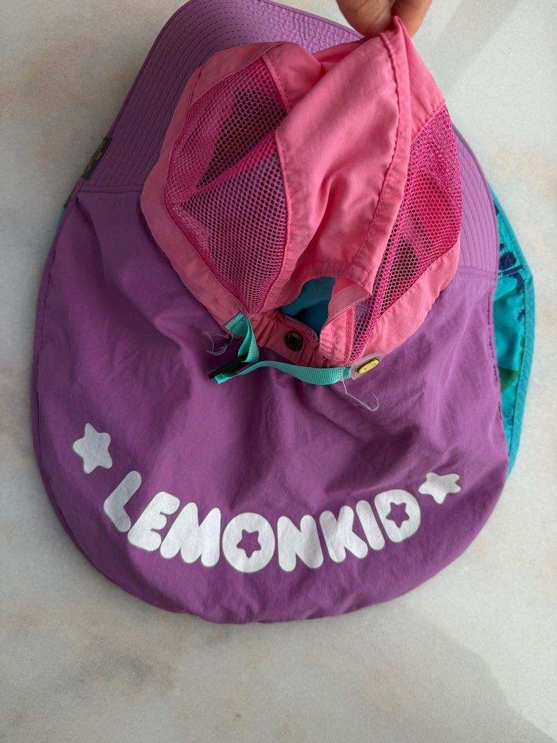 Summer hat （分類：其他外出用品）位於 Hong Kong。 由 chezmichele 提交（商品編號 1394160607，圖片 2）。簡介： Protection for the neck 。
