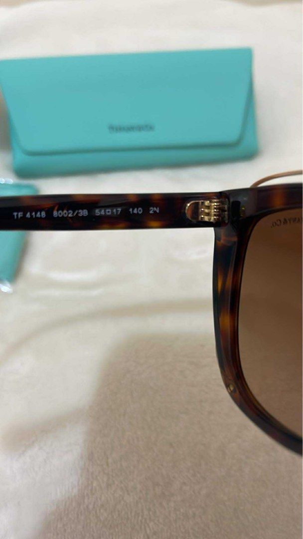 TIFFANY&CO. SUN GLASSES (Category: Sunglasses & Eyewear) located in Binalonan. Submitted by barbs09 (Listing ID 1394050410, Image 3). Description: Brand new with box Inclusions stated in the photos Original Never been use Still negotiable .