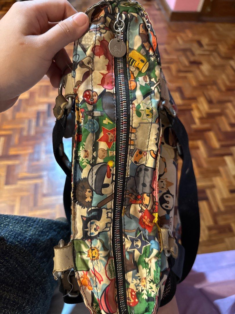 Tokidoki for lesportsac (Category: Shoulder Bags) located in Manila. Submitted by rottweiler_lover (Listing ID 1394142603, Image 2). Description: Tokidoki for Leaportsac Please check photos Still in very good condition No rips or smell .