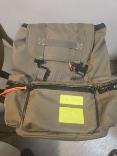 （分類：）位於 。 由 hklee2001 提交（商品編號 1394147398，圖片 1）。簡介： 。