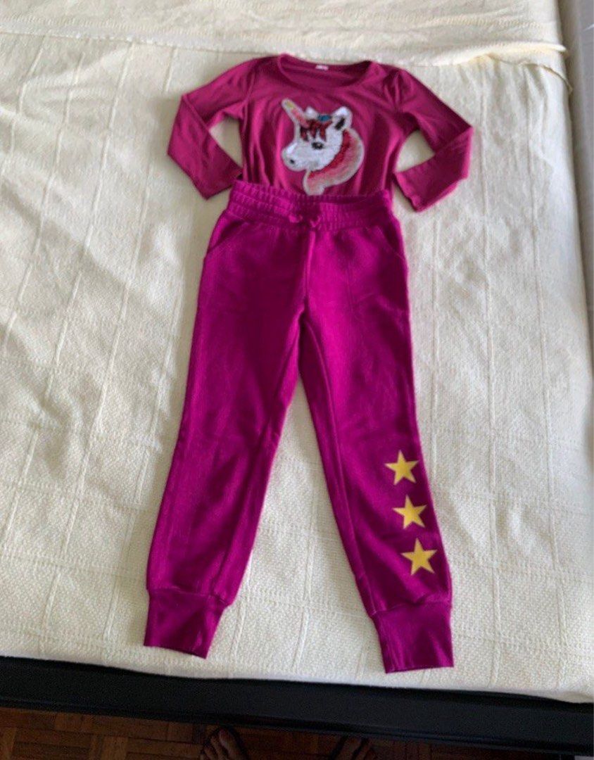 Track suit (Category: Babies & Kids Fashion) located in Quezon City. Submitted by dtzee (Listing ID 1394146148, Image 1). Description: Track pants .
