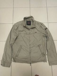 (Category: ) located in . Submitted by revoltstore (Listing ID 1394126763, Image 1). Description: .