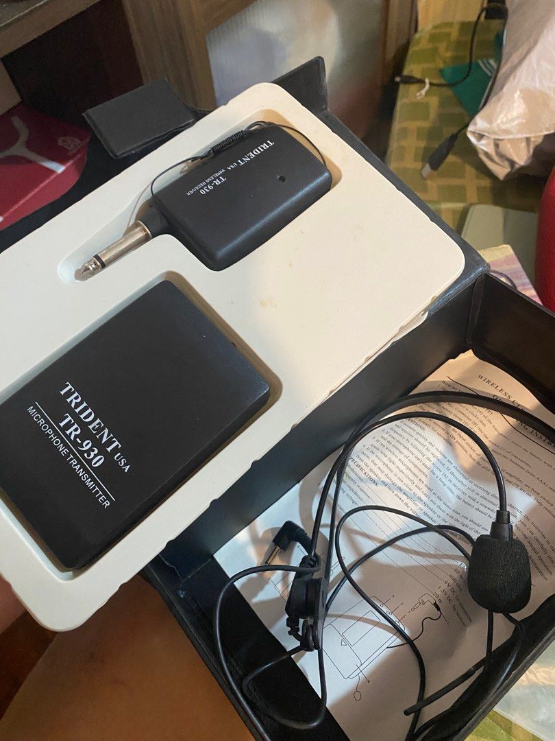 Trident Microphone (Category: Microphones) located in Quezon City. Submitted by kheiO1130 (Listing ID 1394099251, Image 3). Description: Lightly used.