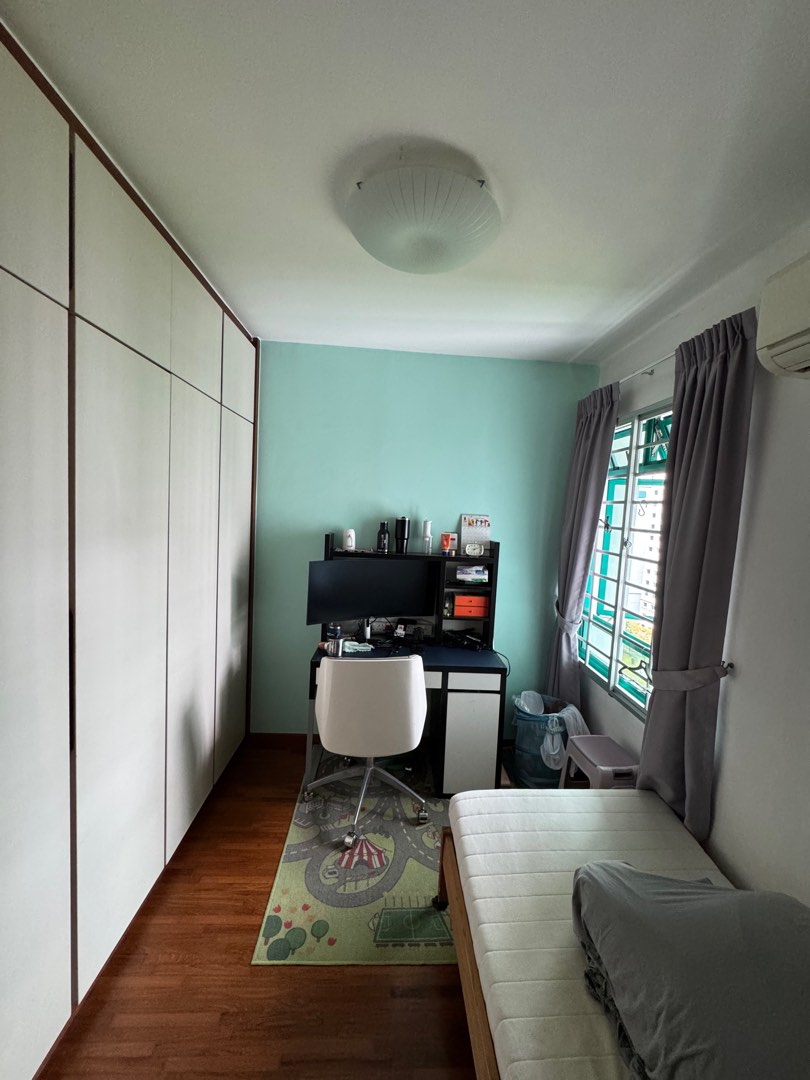 (Category: ) located in . Submitted by shoppiebee (Listing ID 1394319595, Image 1). Description: .
