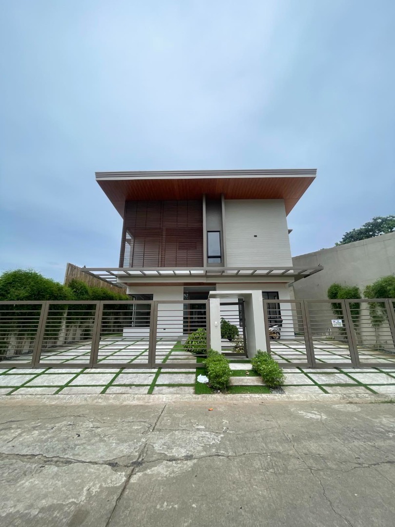 (Category: ) located in . Submitted by remax.portfolio (Listing ID 1394253985, Image 1). Description: .