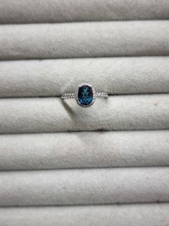 帶鑽款
倫敦藍托帕石
半銀介子64216421634689110