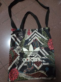Adidas 花卉手提袋64223506925187110