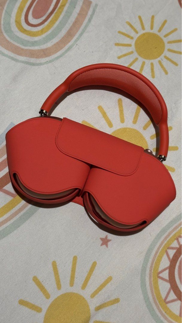 airpods max (Category: Headphones & Headsets) located in Makati City. Submitted by renzjosephyao (Listing ID 1394337585, Image 1). Description: meetup around ayala makati or rockwell.