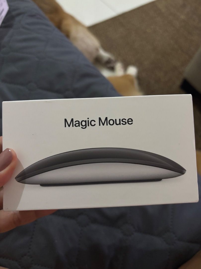 Apple Magic Mouse - Black (Category: Mouse & Mousepads) located in Taguig. Submitted by vibechic_thriftstore (Listing ID 1394319578, Image 1). Description: - Apple Magic Mouse (Black) - Requires Mac with latest macOS - Includes original box - Model: A1657 - Made in Vietnam .