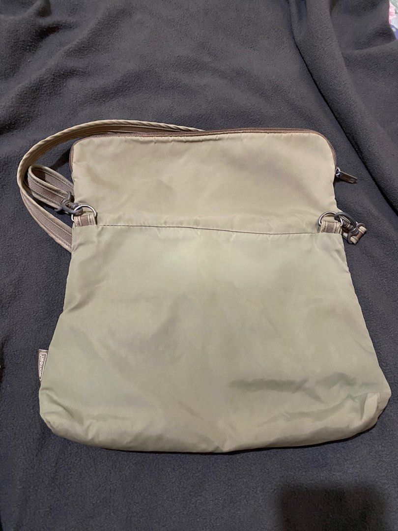 Authentic Pacsafe Messenger bag (USED) PLEASE READ THE DESCRIPTION (Category: Cross-body Bags) located in Pasig City. Submitted by catherinea26270 (Listing ID 1394380537, Image 1). Description: Authentic Pacsafe Messenger bag (USED) PLEASE READ THE DESCRIPTION Zippers are working No damage but with a bit of stains inside (can be removed with a good brush) Well used (HINDI PWEDE SA MAARTE) RFS: decluttering Selling price: 1250 MOP: Gcash / BDO tra