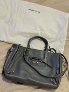 (Category: ) located in . Submitted by acycloset (Listing ID 1394263957, Image 1). Description: .