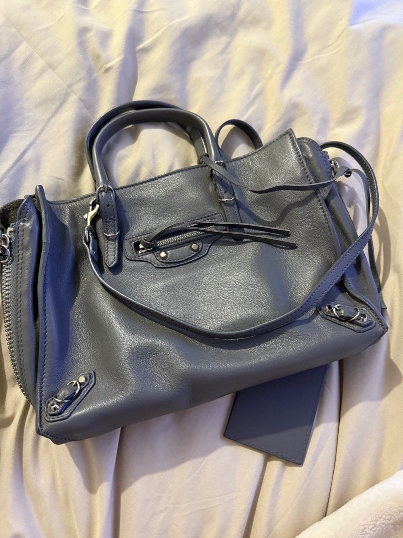 RUSH BALENCIAGA PAPIER with Dustbag 100% authentic (Category: Luxury Bags & Wallets) located in Quezon City. Submitted by acycloset (Listing ID 1394263957, Image 2). Description: RFS: declutter LAST PRICE POSTED.