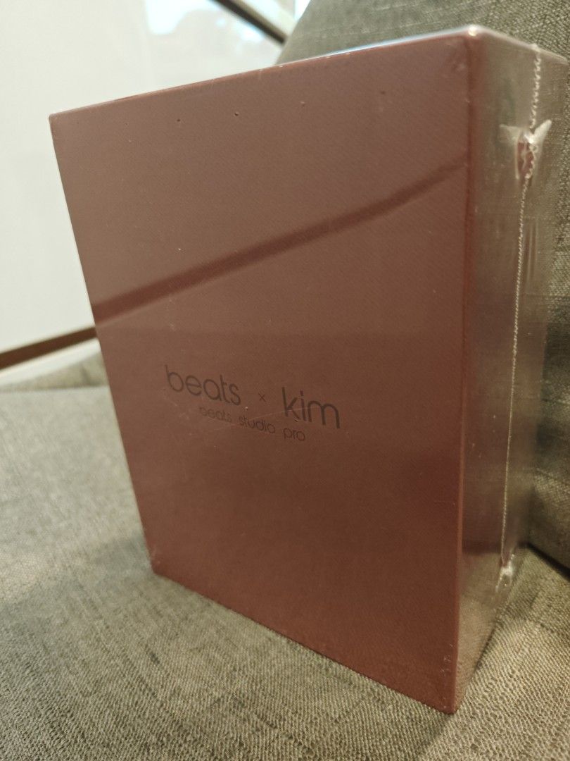 Beats x kim63858045923715112