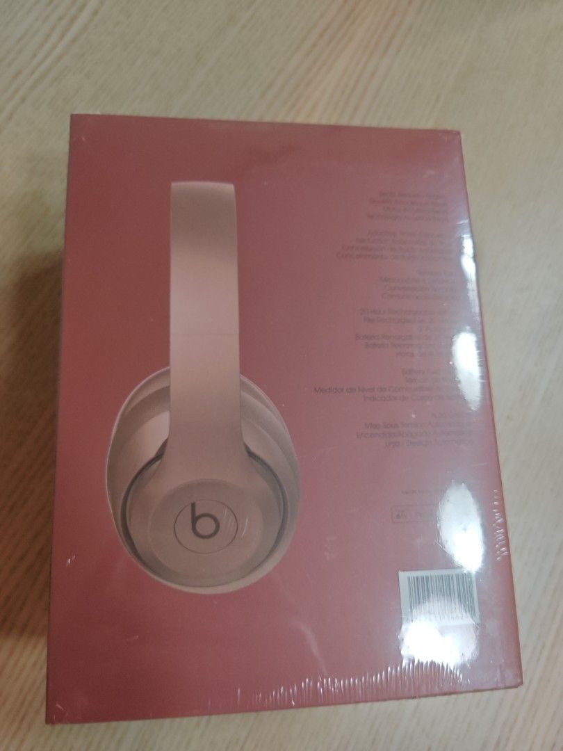 Beats x kim63858045923715111