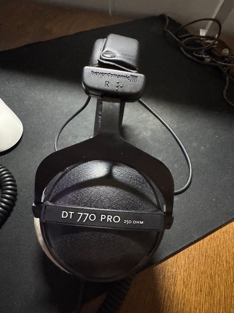 Beyerdynamic DT 770 Pro63837378480771112