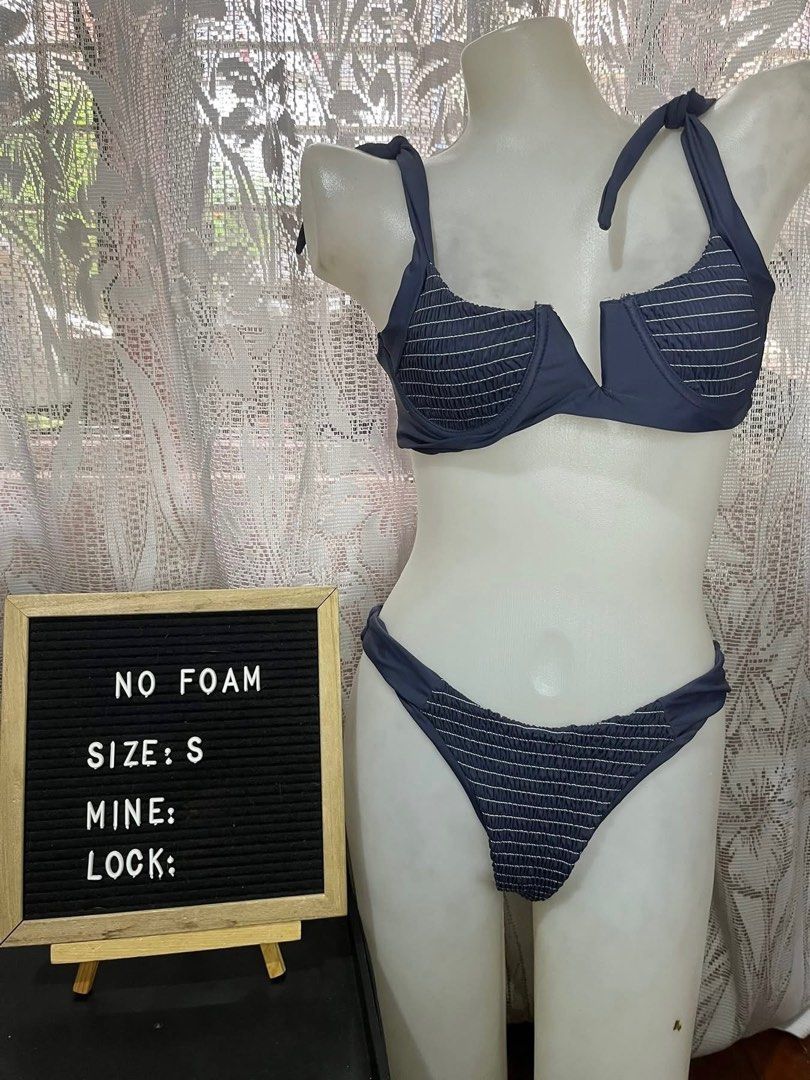 Bikini swimsuit two piece coverup (Category: Bikinis & Swimsuits) located in Manila. Submitted by bimbieautiful (Listing ID 1394251080, Image 2). Description: Size small..