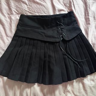 (Category: ) located in . Submitted by cloudyscloset (Listing ID 1394254663, Image 1). Description: .
