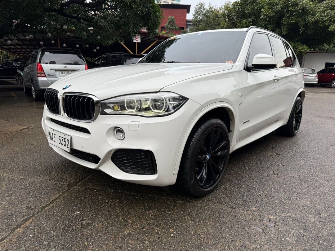 BMW X5 M Sport 2017 jackani Auto (Category: Used Cars) located in Pasig City. Submitted by jackani (Listing ID 1394303497, Image 1). Description: M Sport fullest options 3.0L TwinPower Turbo inline-6 gas 1st owned low mileage casa maintained factory leather seats panoramic roof M Sport Body Kit M Sport Wheels original paint U can call 09173295586.
