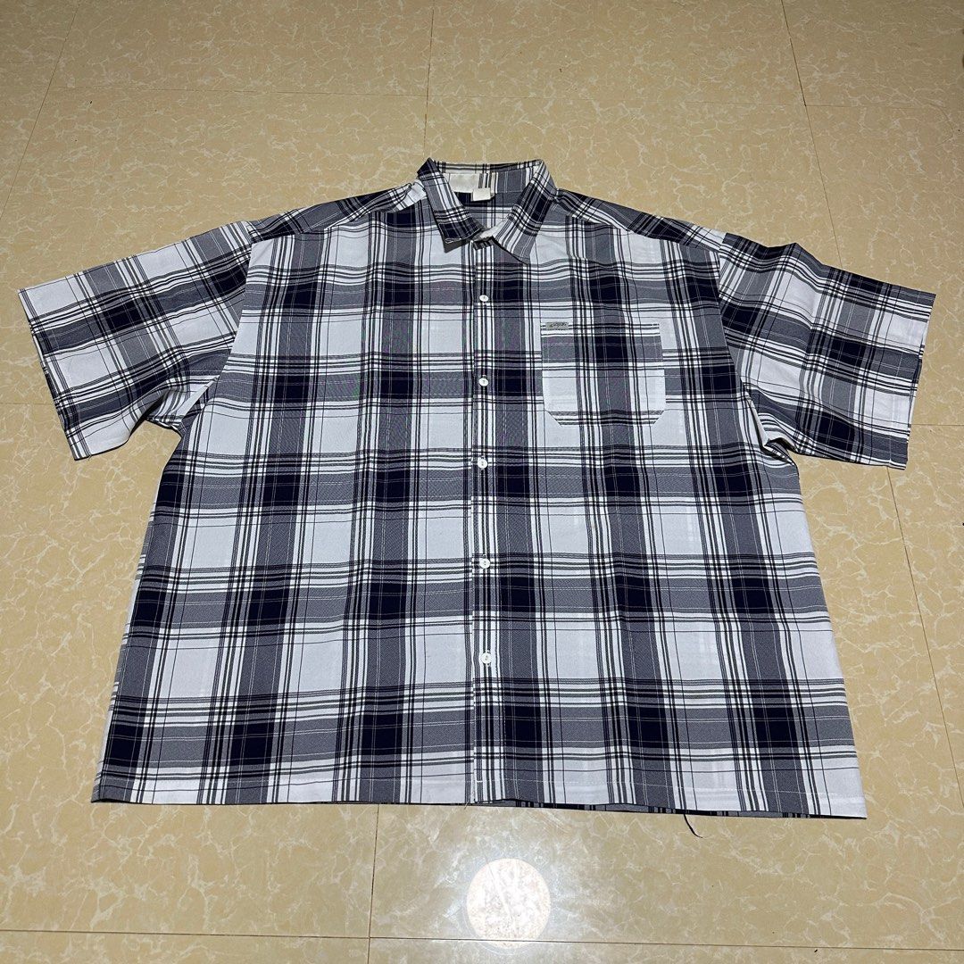 Caltop Polo (Category: Tshirts & Polo Shirts ) located in Marilao. Submitted by gotemph (Listing ID 1394268073, Image 1). Description: Size 7X 31x33 No Issue.