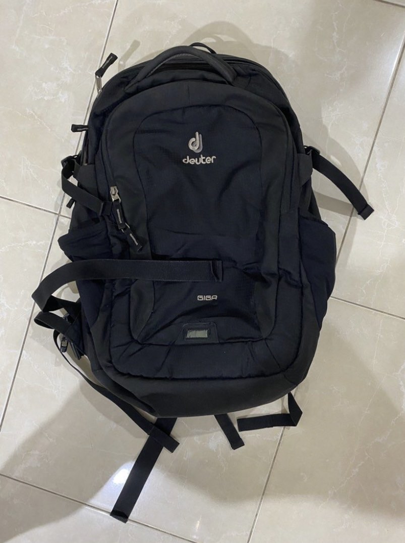 Dueter GIGA, Men's Fashion, Bags, Backpacks on Carousell