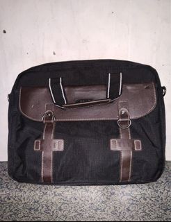(Kategori: ) berada di . Dikirim oleh dee_cluttered (ID iklan 1394274794, Gambar 1). Deskripsi: .