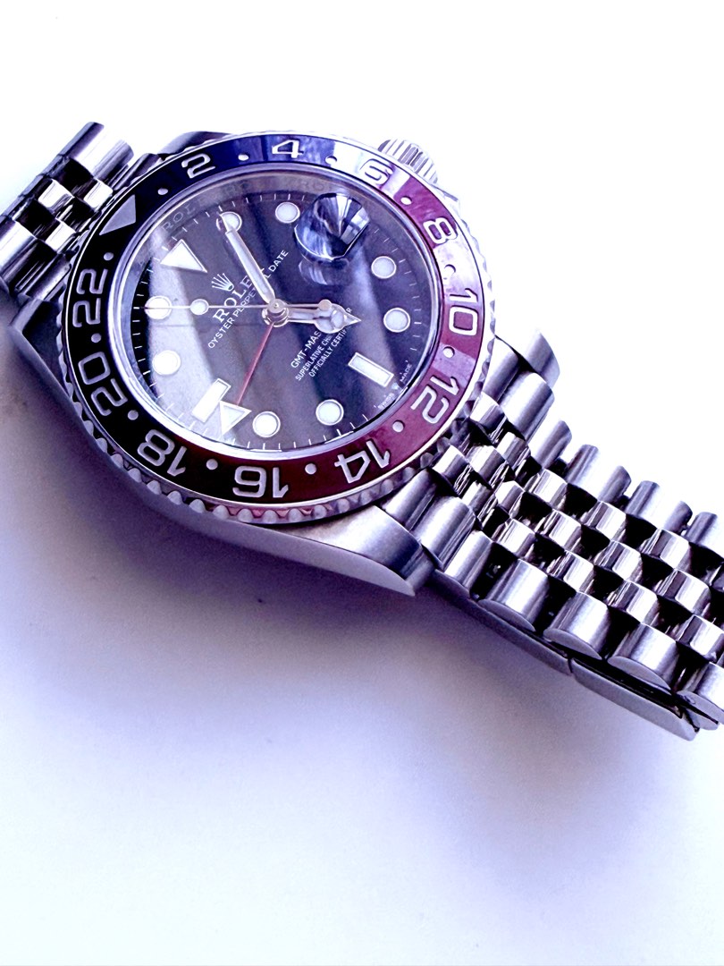 FS: Rolex GMT-Master II 126710BLRO Pepsi, Luxury, Watches on Carousell