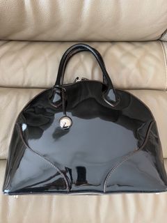 (Category: ) located in . Submitted by loverofshoes (Listing ID 1394263839, Image 1). Description: .