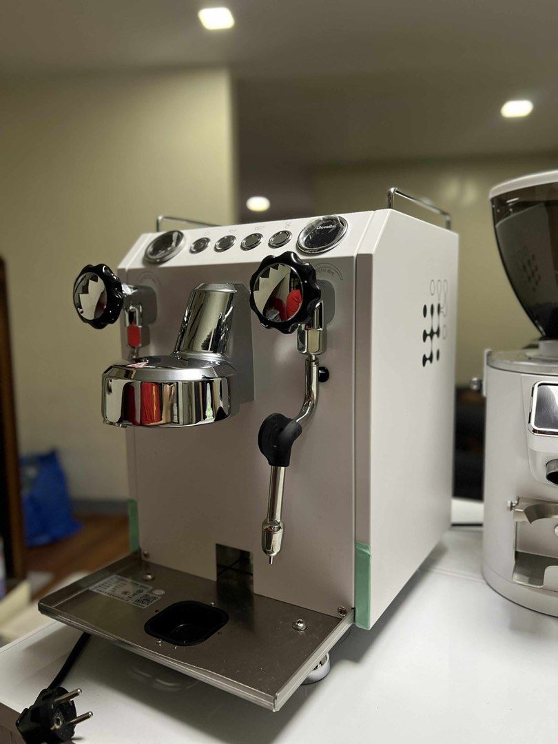 Gemilai 3145 and G9012 Grinder (Category: Coffee Machines & Makers) located in Manila. Submitted by ethanedano04356 (Listing ID 1394280875, Image 1). Description: Hi! I’m selling my coffee machine and grinder set. Used for 3-4 months only. Gemilai 3145 (white) and G9012 Grinder white. STILL WITH WARRANTY. Can do up to 100-150 shots.