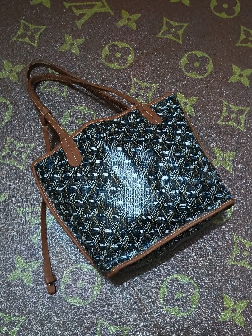 GOYARD ANJOU MINI (Category: Luxury Bags & Wallets) located in Cebu City. Submitted by kramarklegitseller_2022 (Listing ID 1394339979, Image 1). Description: GOYARD ANJOU MINI SIGN OF USAGE GOOD FOR PSG SEE LAST 2 PICS SA ISSUE 1,200+SF ONLY CEBU LOCATION 📍 CAN SHIP NATIONWIDE 🚢🛫.