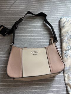 Guess手袋64230510814593110