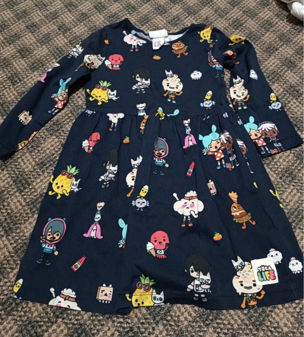 H&M dress (Category: Babies & Kids Fashion) located in Quezon City. Submitted by dtzee (Listing ID 1394299842, Image 1). Description: H&M Toca Boca dress .